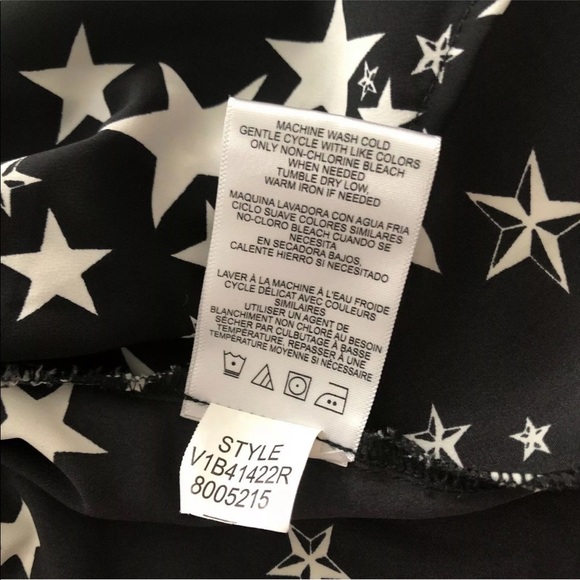 ⭐️ Sleeveless Star 🌌 ⭐️ Blouse with Bow - Picture 7 of 7